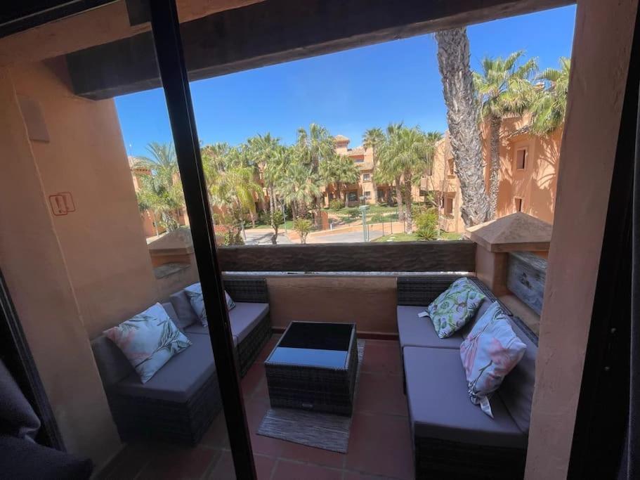 Casa Estrellita - Lovely Beachside 3 Bedroom Duplex Flat لوس الكاثاريس المظهر الخارجي الصورة